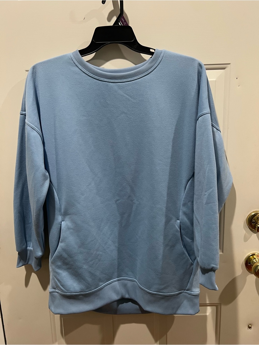 HALARA Baby Blue Crewneck Sweatshirt